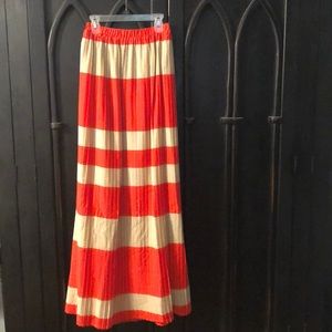 SIZE SMALL SKIRT